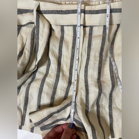 LOFT Striped Gray and Cream Women Shorts - Picture 11 of 13